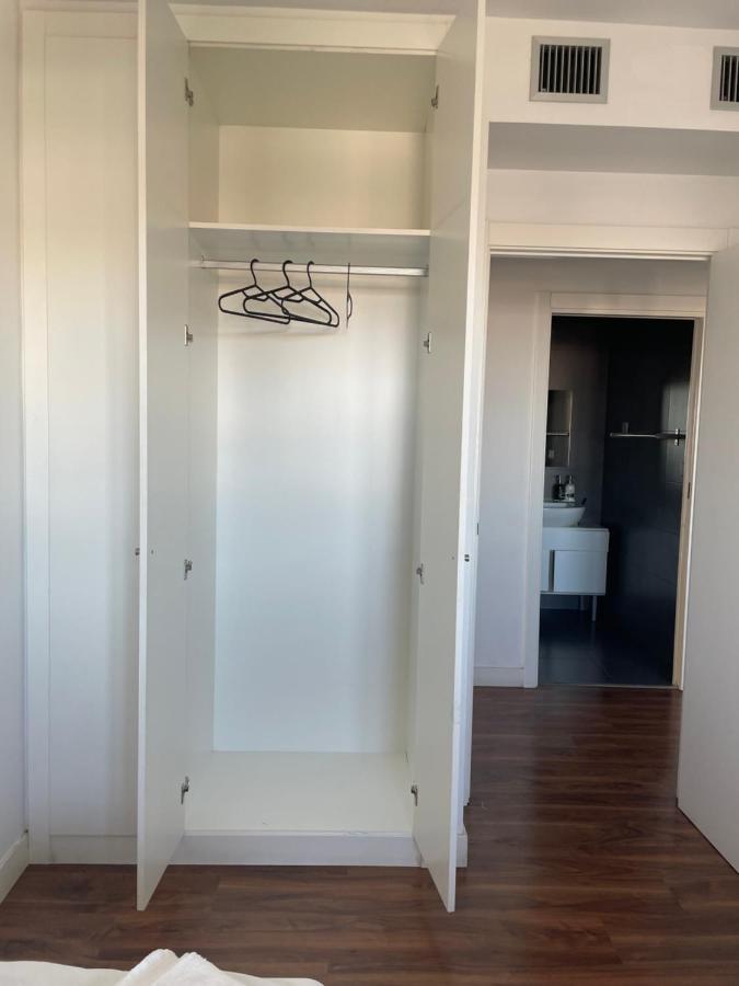 Fira De Barcelona City View Apartment With Garage Parking L'Hospitalet de Llobregat Buitenkant foto