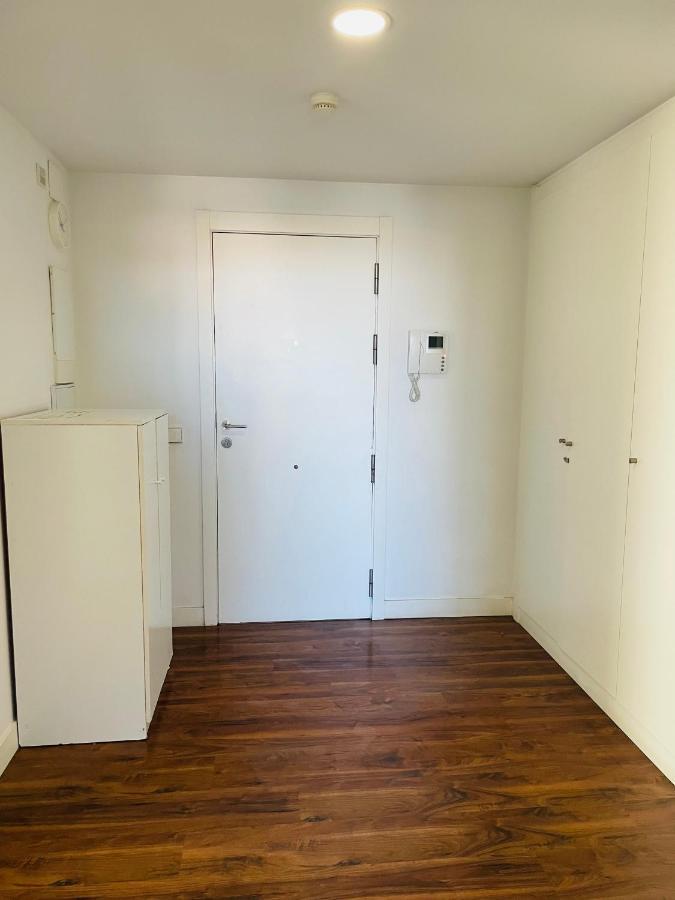 Fira De Barcelona City View Apartment With Garage Parking L'Hospitalet de Llobregat Buitenkant foto